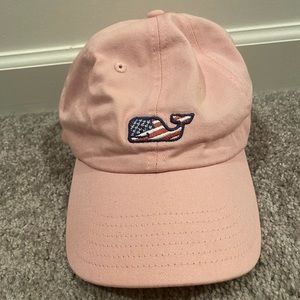 Women’s Vineyard Vines baseball hat